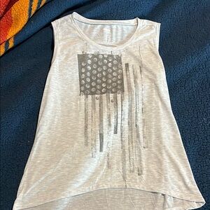 Gray Old Navy Muscle Tee with Graphic Design